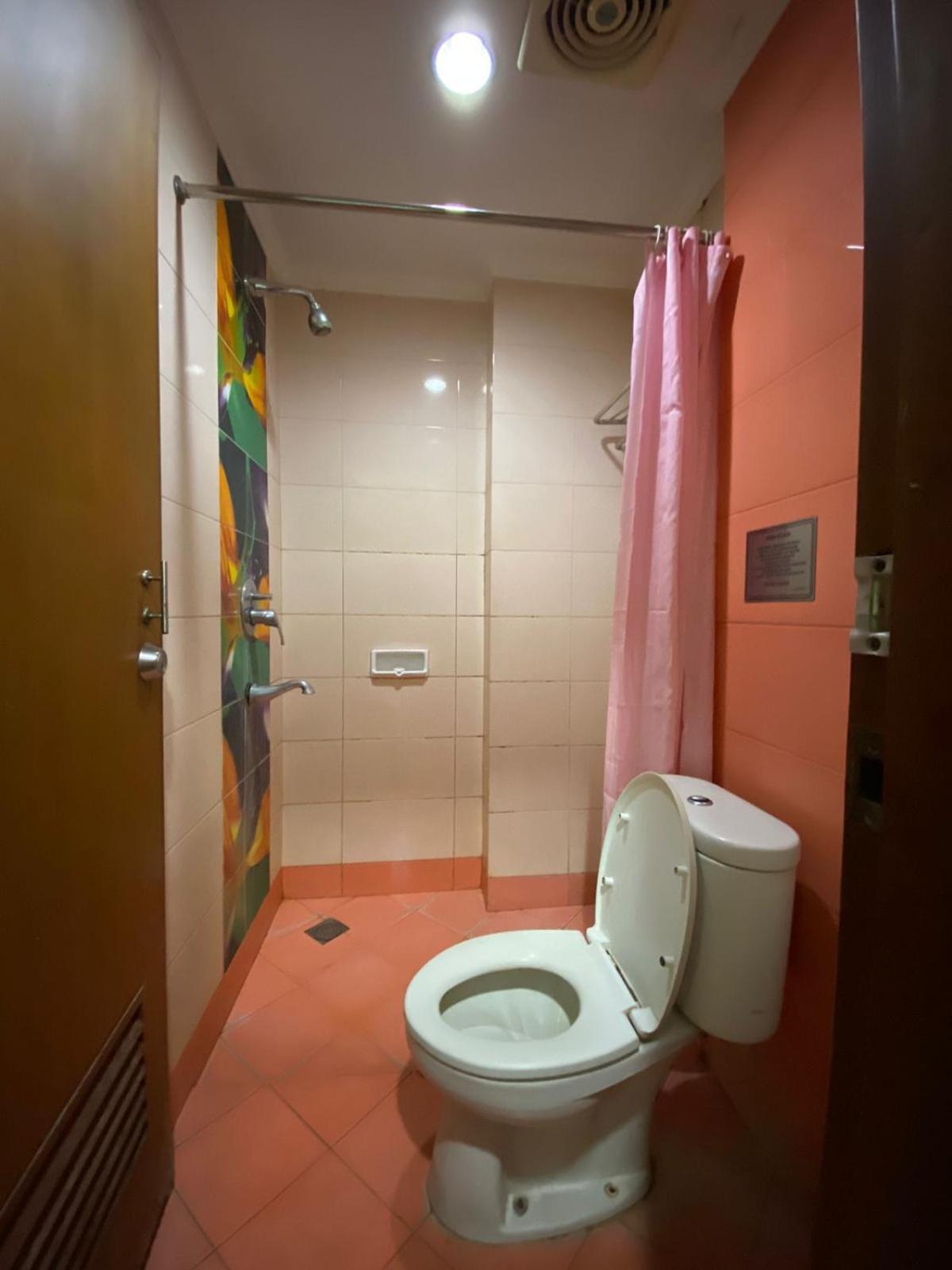 Karsa Utama Hotel Jakarta Extérieur photo