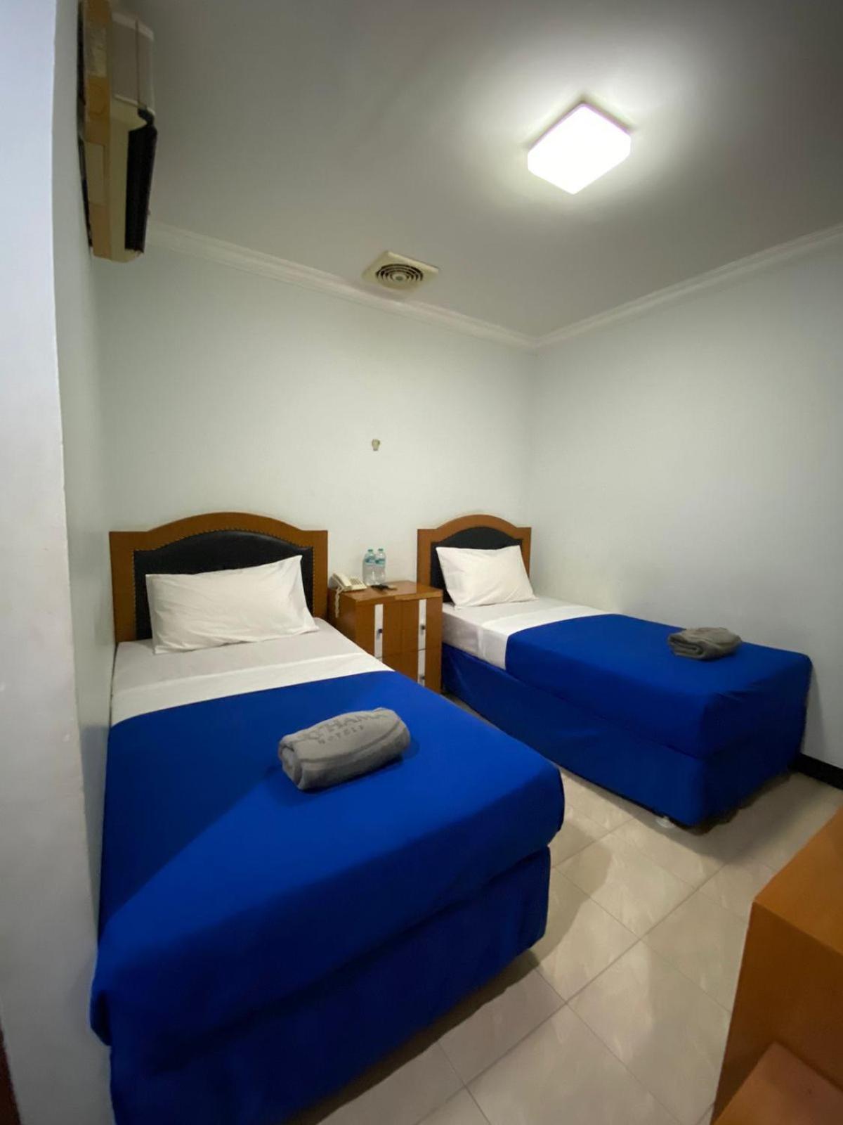 Karsa Utama Hotel Jakarta Extérieur photo